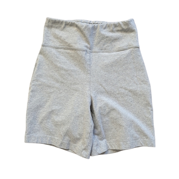 ASOS Pants - ASOS 4505 Light Gray High-Waisted Shorts Size 4